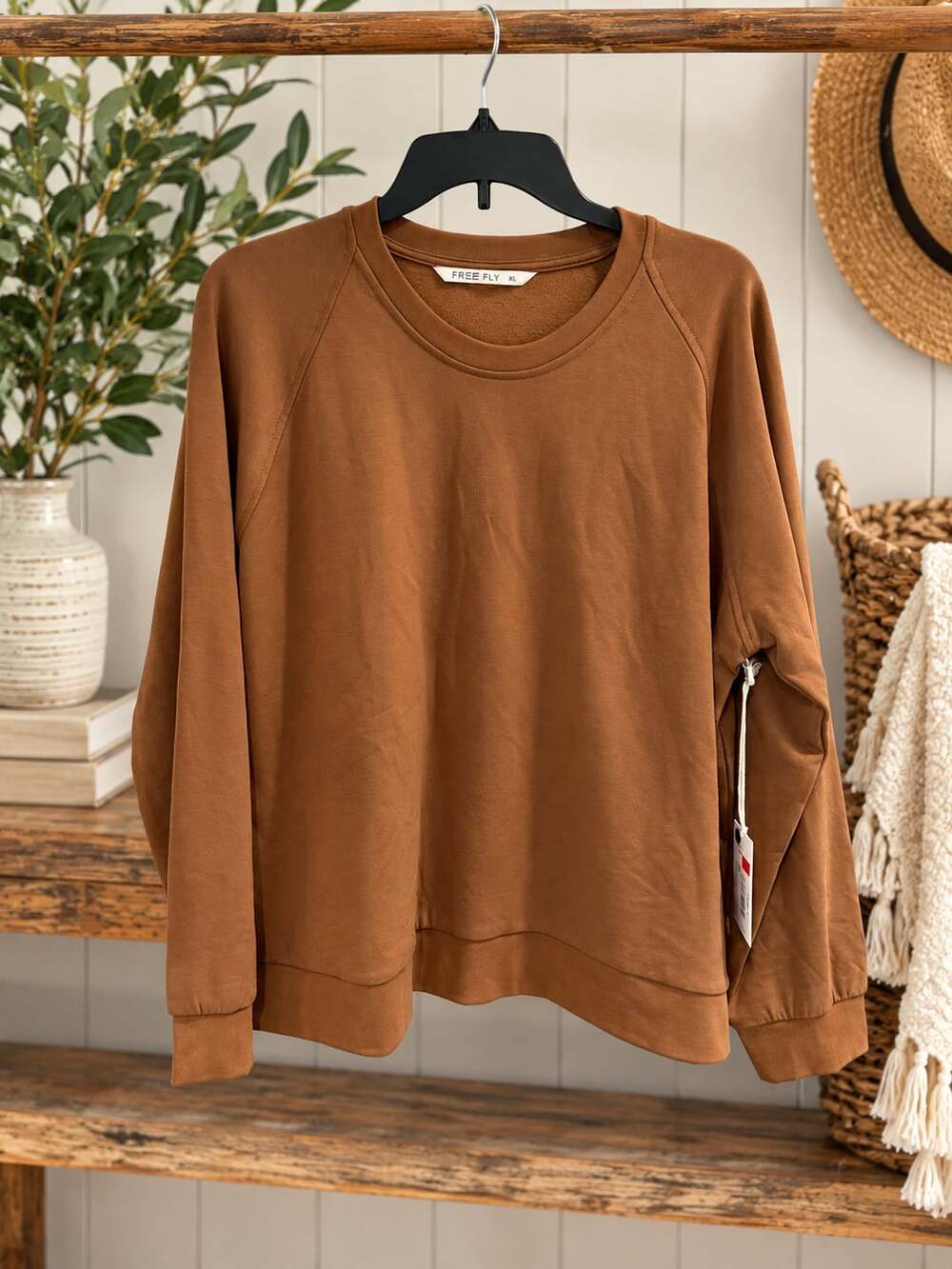 NWT Free Fly Bamboo Lightweight Fleece Crew Sz XL Nutmeg $88
